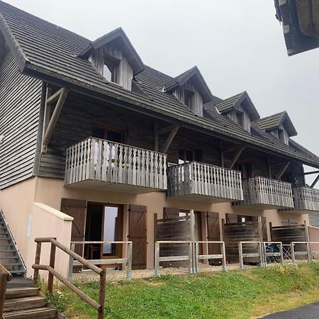 Appartement Dans Residence Bois De La Reine, Besse Et Saint Anastaise Buitenkant foto